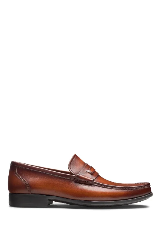 Men's loafers with a perforated leather upper for ventilationDaren Loafer