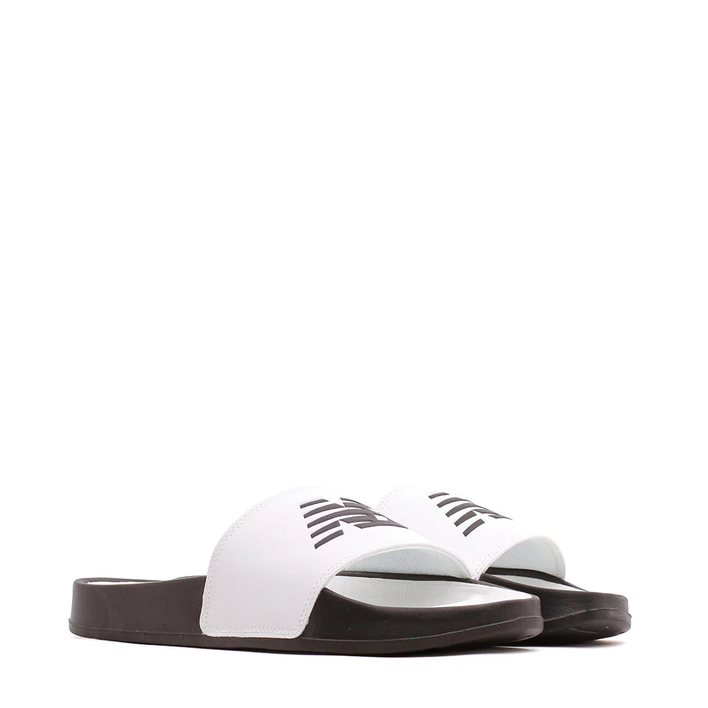 Men's sandals with a flexible sole for easy movementDynaSoft 200v2 White/Black