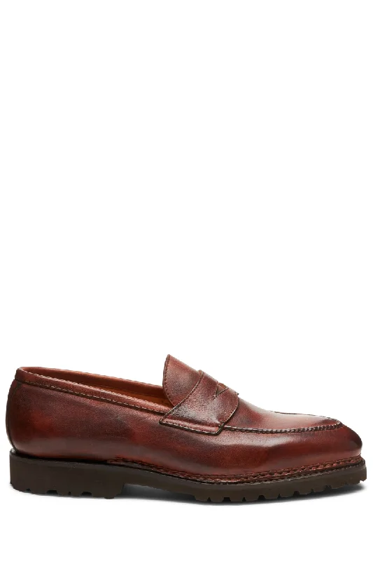 Men's loafers in a neutral color like black or brownPrincipe Loafers