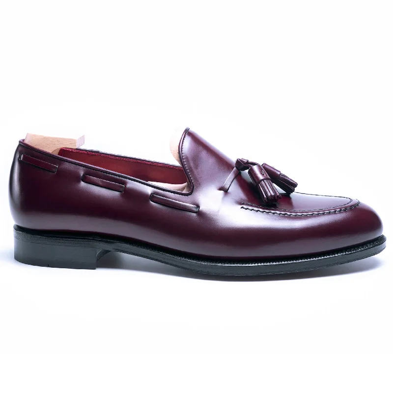 Men's loafers with a decorative buckle521 CORDOVAN