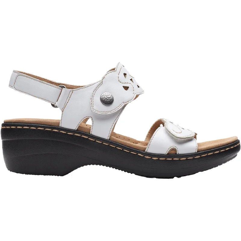 Men's sandals with a contrast stitching detailMen's sandals with a contrast stitching detailWomen's Clarks Merliah Dove White Leather