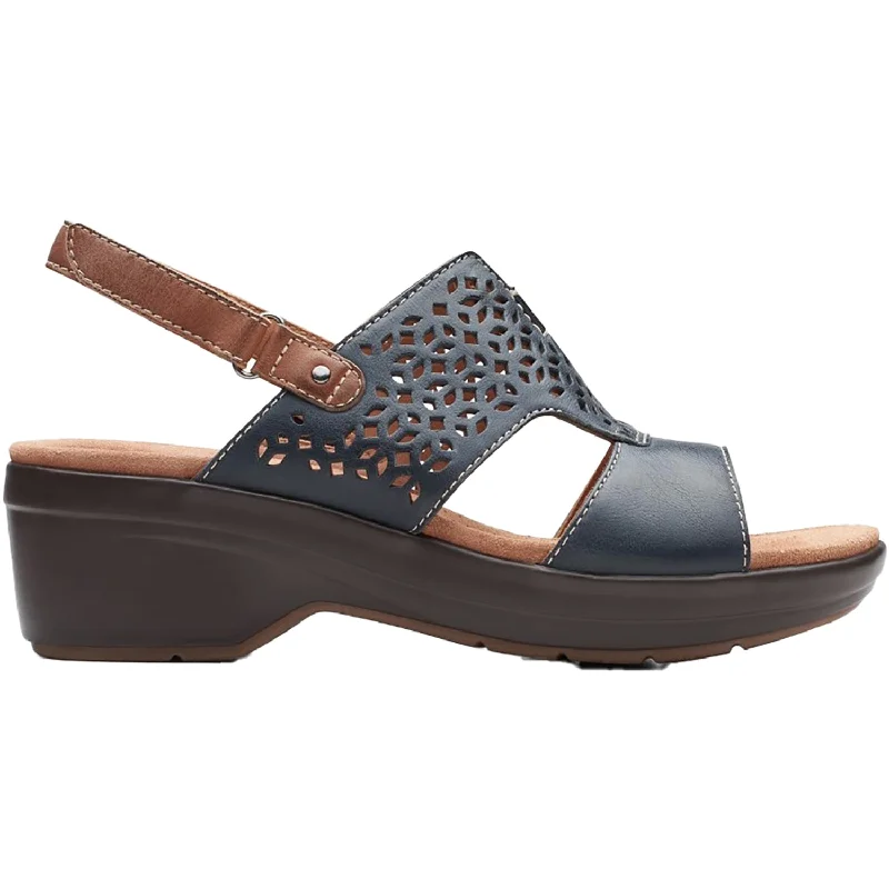 Men's sandals with a cushioned footbedMen's sandals with a cushioned footbedWomen's Clarks Tuleah Sun Navy Leather