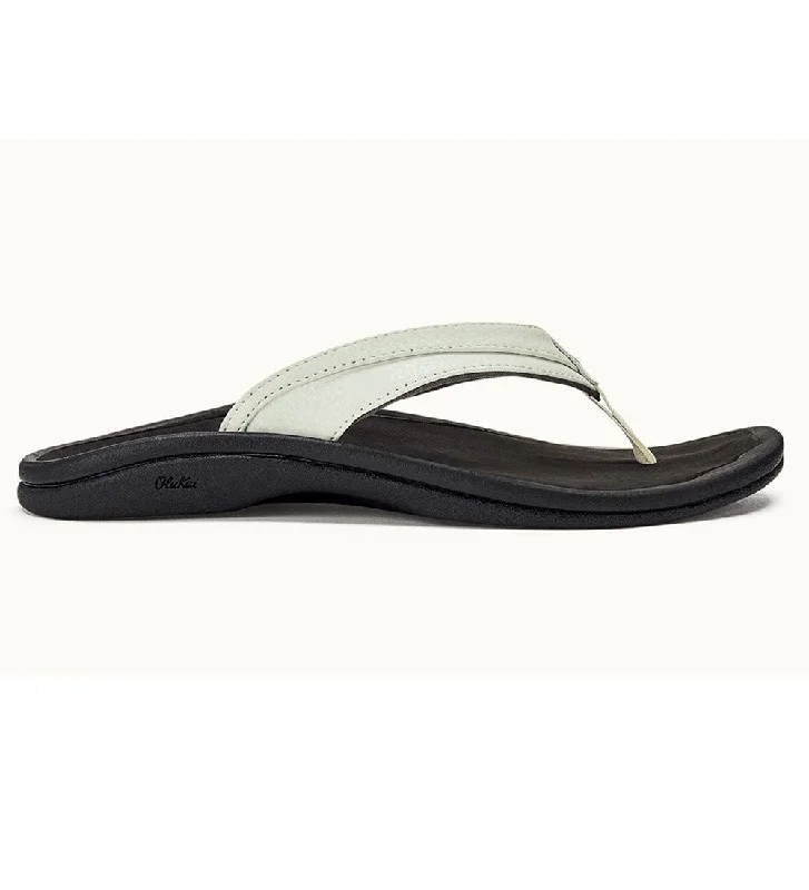 Men's sandals with a toe post designMen's sandals with a toe post designWomen's 'Ohana