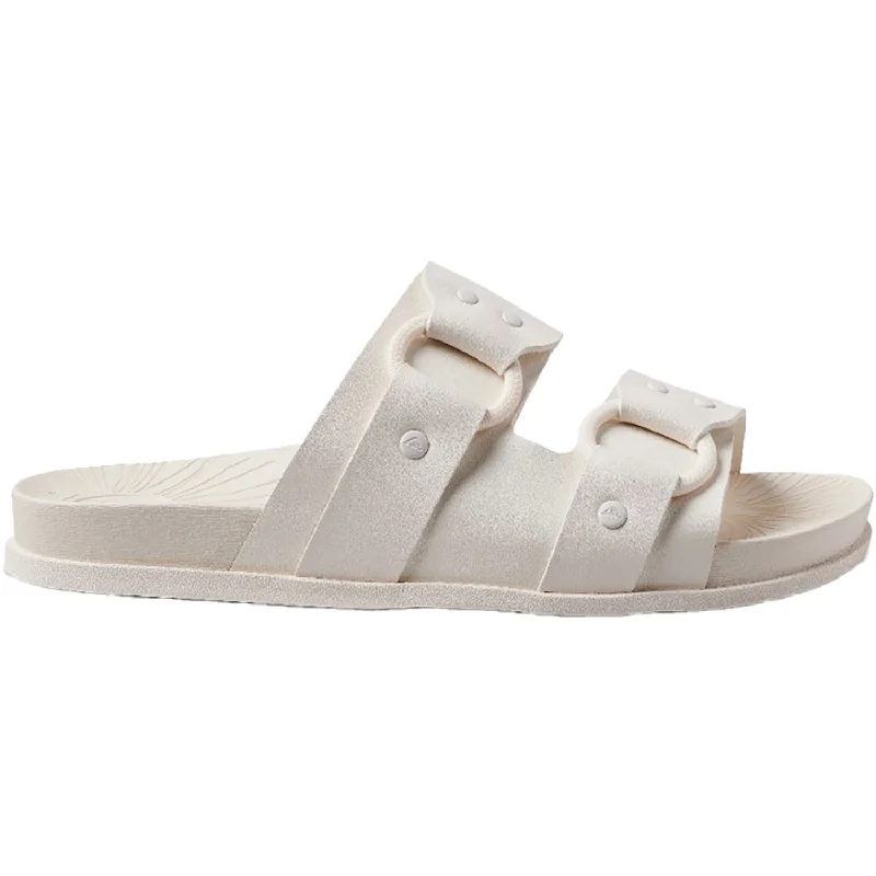 Men's sandals with a pointed toe for a stylish lookMen's sandals with a pointed toe for a stylish lookWomen's Reef Cushion Vera Cruz Whisper White Synthetic