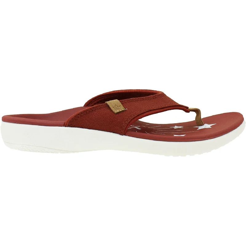 Men's sandals with a stretchy strap for a better fitMen's sandals with a stretchy strap for a better fitWomen's Spenco Yumi Believe Red Ochre Synthetic