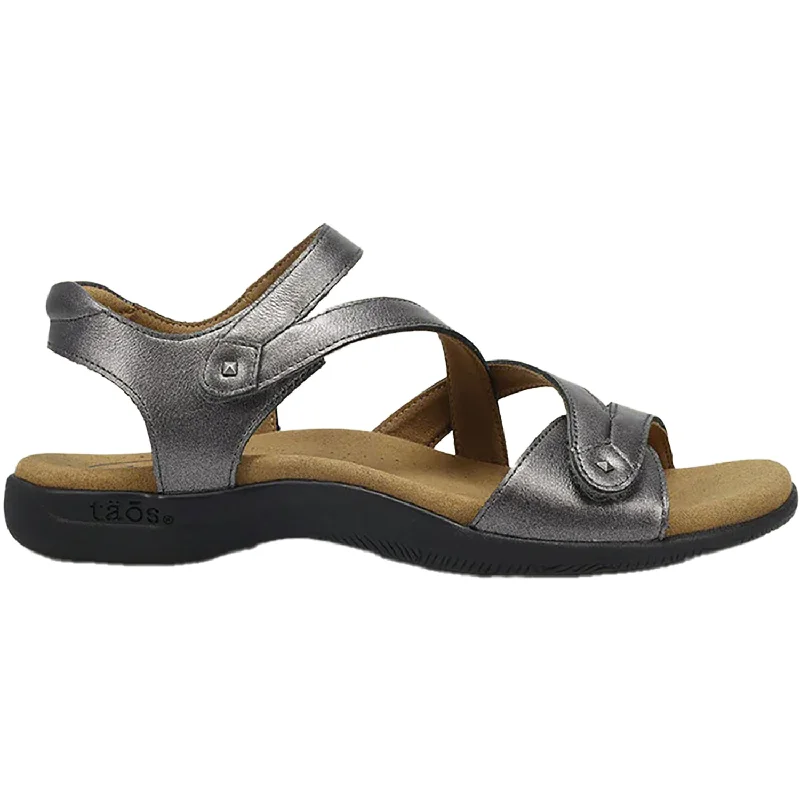 Men's sandals in a neutral color like black or brownMen's sandals in a neutral color like black or brownWomen's Taos Big Time Pewter Leather