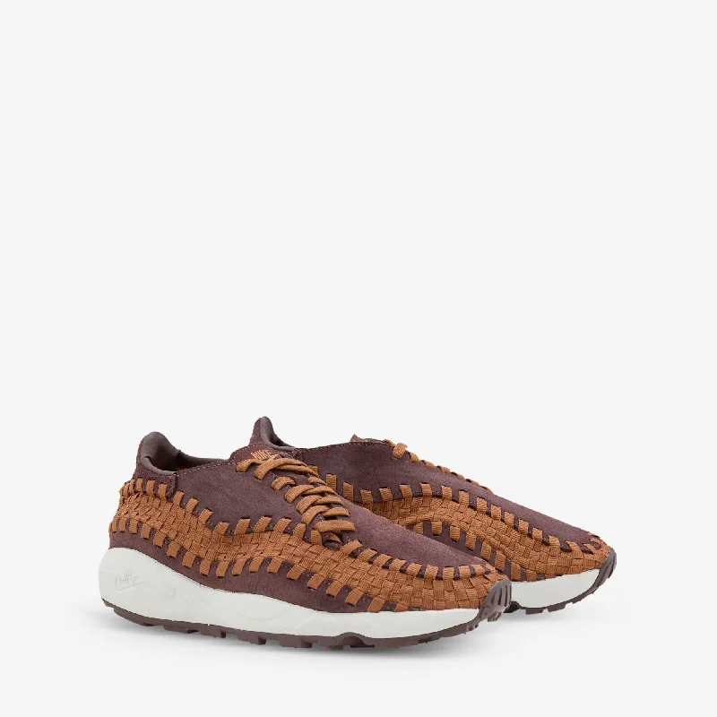 Men's sneaker collections based on popular cultureWomen's Air Footscape Woven Earth | Light British Tan | Phantom