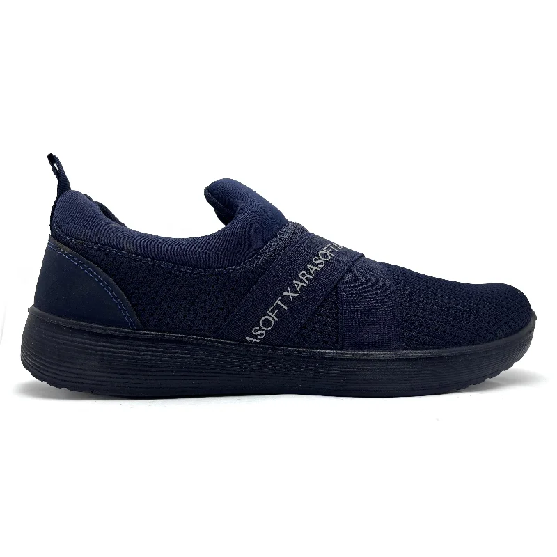 Men's casual sneakers with a woven upper for a unique textureBlue Casual Sneakers