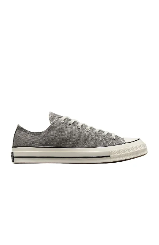 Men's sneakers with a removable insole for easy cleaningChuck Taylor All Star 70 Low Top Origin Story