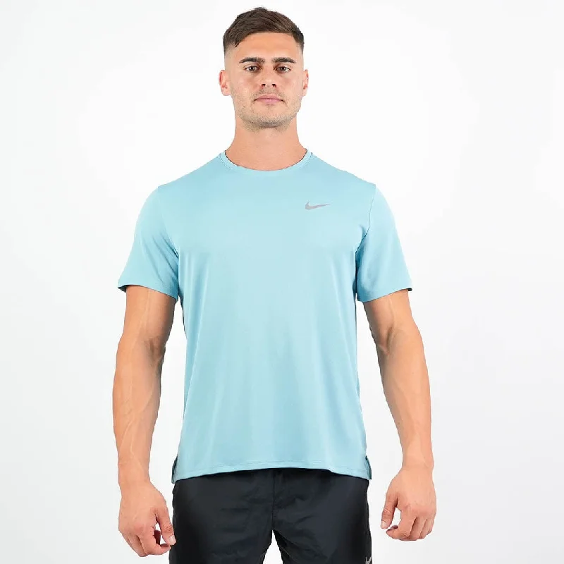 Men's leather - and - mesh combination sneakers for style and functionMen’s Nike Dri-Fit UV T-Shirt ‘Turquoise’