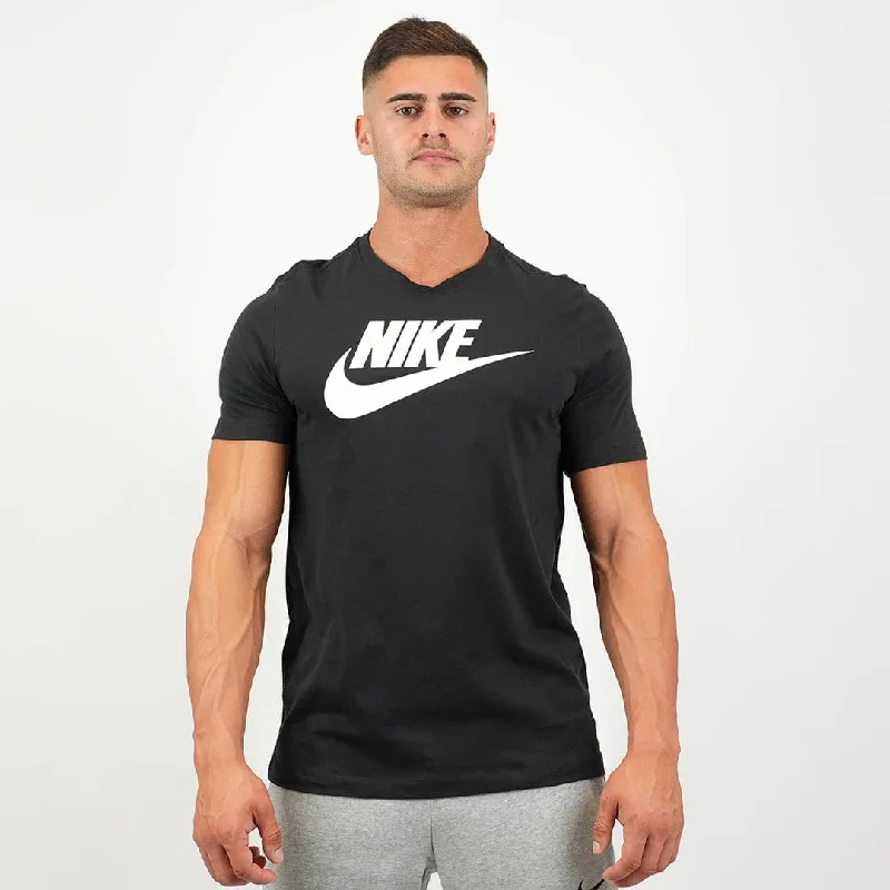 Men's athletic sneakers with a quick - dry liningMens Nike Classic Logo Print T-Shirt (Black/White)