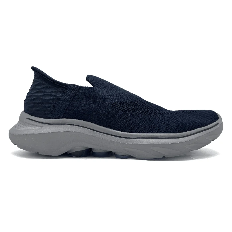 Men's narrow - width sneakers for a snug fitNavy Casual Sneakers