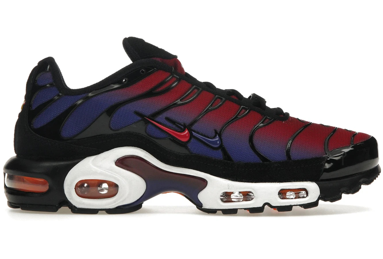 Men's fashion - forward sneakers with a unique tongue designNike Air Max Plus Patta FC Barcelona Culers del Mon