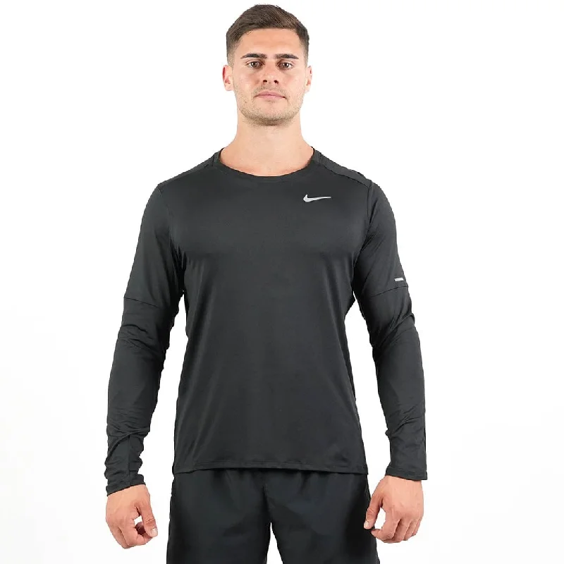 Men's high - performance basketball sneakers with air cushioningNike Dri Fit Element Crew Long Sleeve Top (Black)