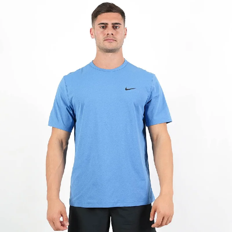 Men's track - and - field sneakers with a spike - compatible soleMens Nike Hyverse Dri-Fit UV Short Sleeve T-Shirt (Light Blue)