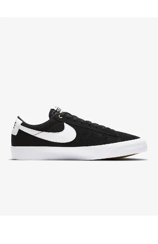 Men's track - and - field sneakers with a spike - compatible soleNike SB Zoom Blazer Low Pro GT Shoe Black