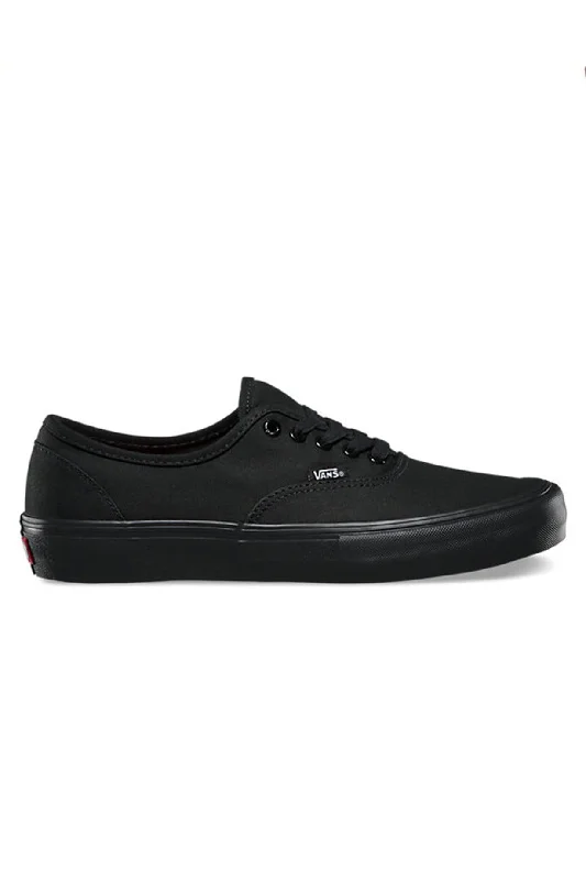 Men's minimalist sneakers with a simple designAuthentic Black Black