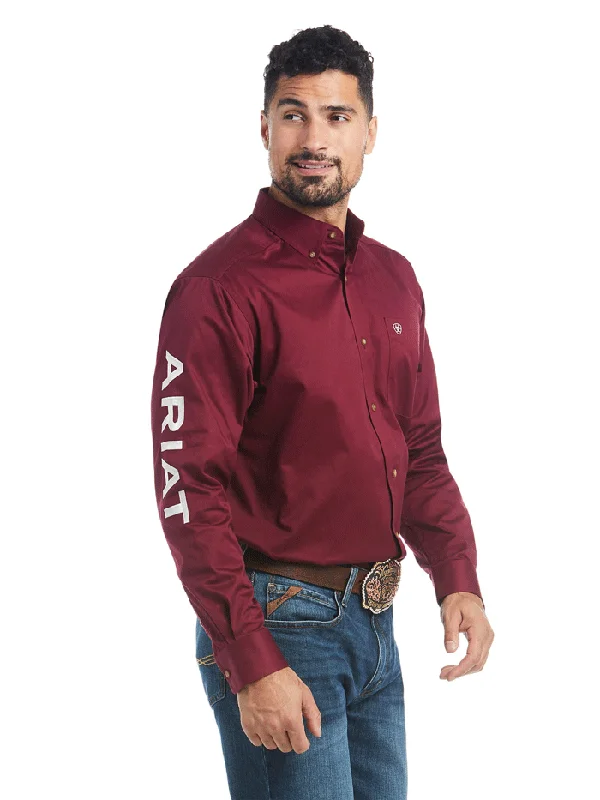 Men's western boots with a tooled leather design on the shaftAriat 10027995 Mens Team Logo Twill Classic Fit Shirt Burgundy