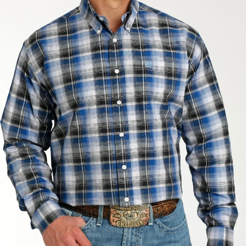 Men's western boots with a traditional western boot silhouette and a polished shineCinch Men's L/S Classic Fit Plaid Western Button Down Shirt in Blue & Black