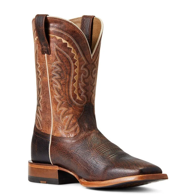 Men's western boots with a leather lining and a padded insoleAriat Men's Parada Western Boot