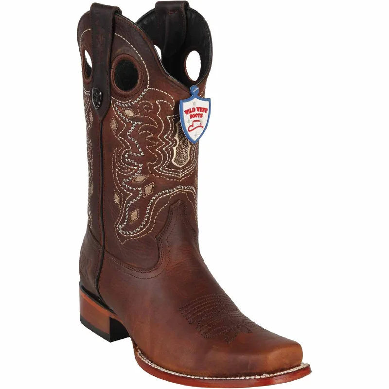 Men's western boots with a traditional western boot silhouette and a polished shineMen's Wild West Genuine Leather Rodeo Toe Boot 28189940