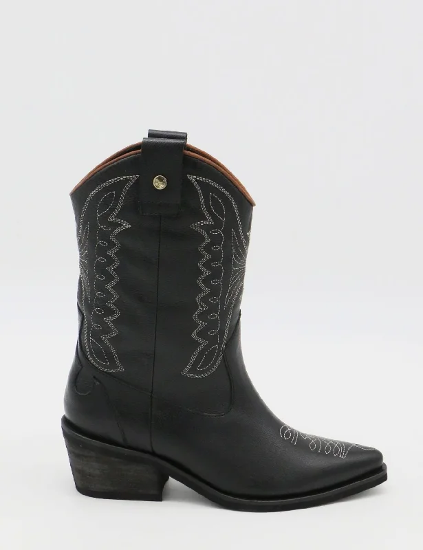 Men's western boots with a tooled leather design on the shaftUnstoppable western cowboy boot black leather womens shoes